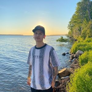 Meet your Posher, Zack